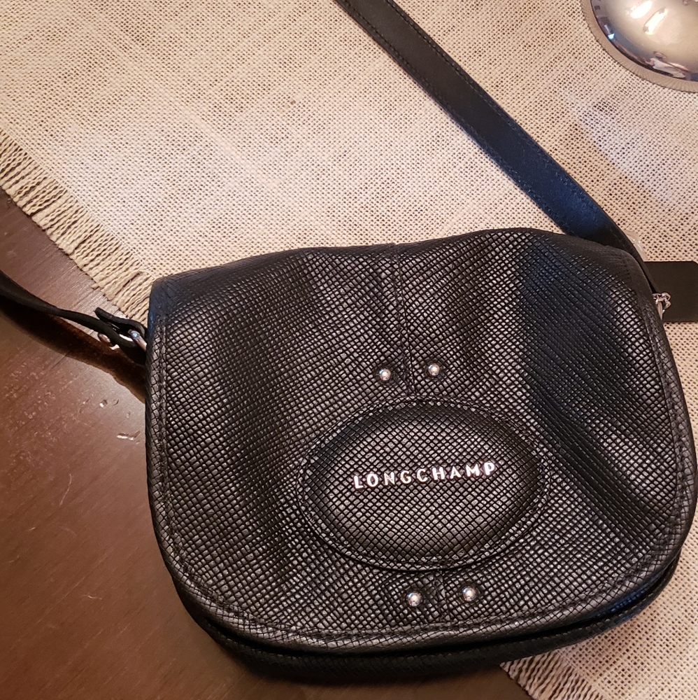 Authentic leather Longchamp crossbody bag